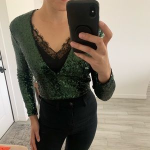 Green Sequin Midriff Crop Top V-Neck / Size Small